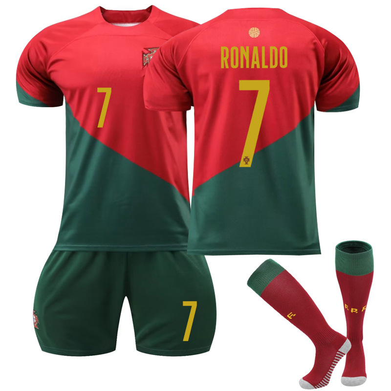Kids Football Jersey, Football Jersey with Number 7, Ronaldo Football Training Uniform Size 24 Red+Green Red+Green 26