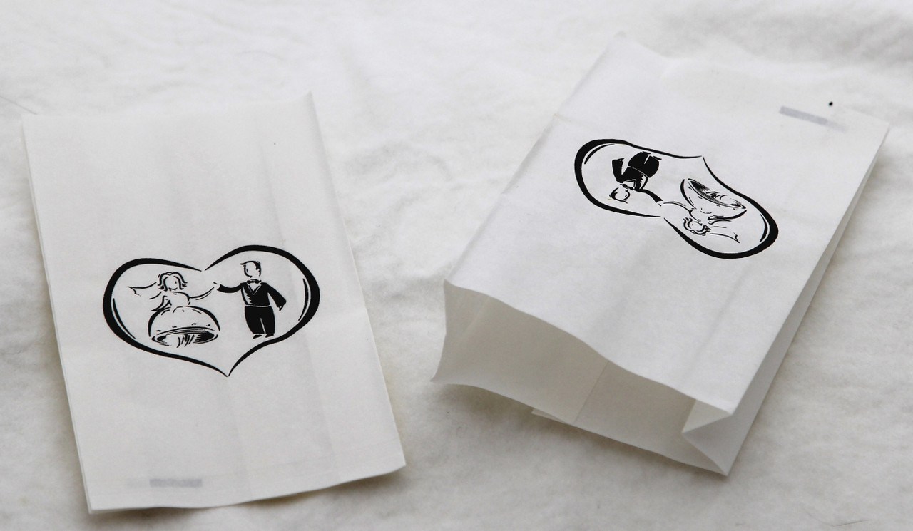 100 Pack Wedding Cake Bags Greaseproof Wax Paper Slice Take Home Favour Bride Groom in Heart