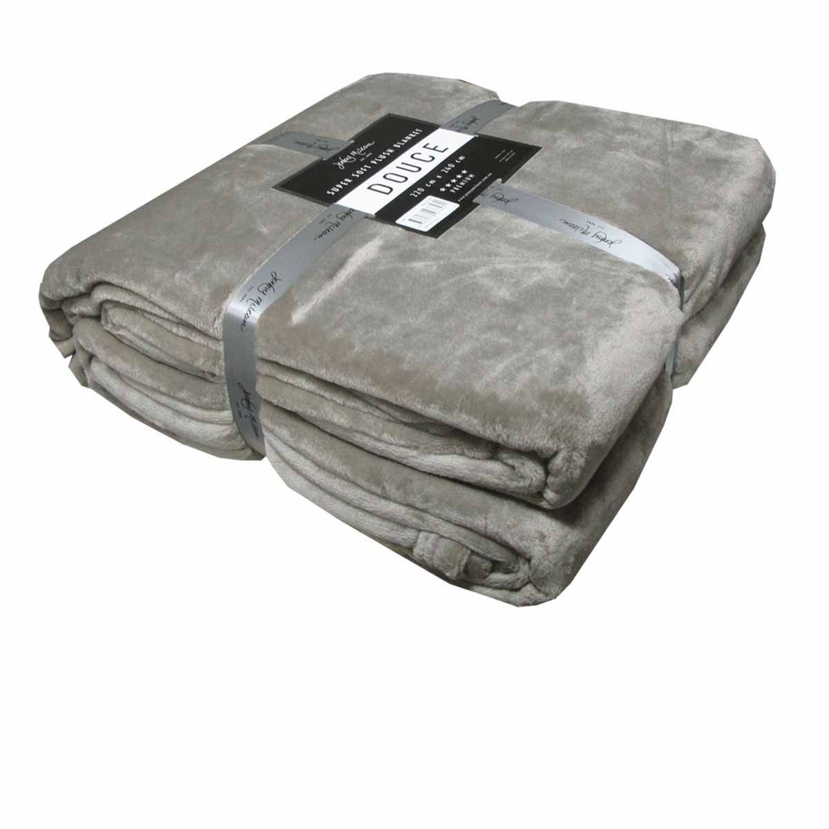 Jenny Mclean 300GSM Douce Super Soft Plush Blanket 220 x 240 cm Tan