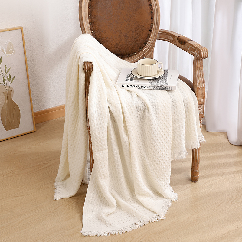 130*230CM Beige Nordic Solid Color Knitted Sofa Throw Blanket with Tassels – Waffle Weave Polyester Decorative Blanket
