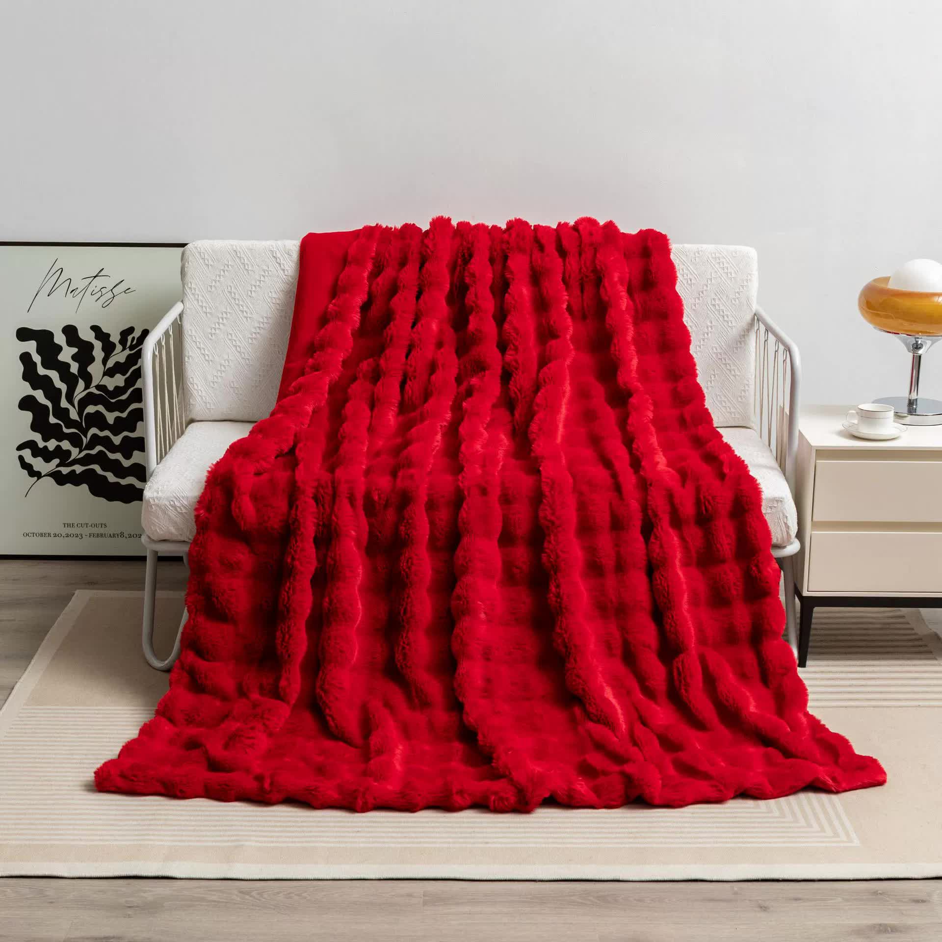Red 70*100cm Plush Toscana Throw Blanket - Soft Flannel Fleece for All Seasons, Perfect for Couch & Bed