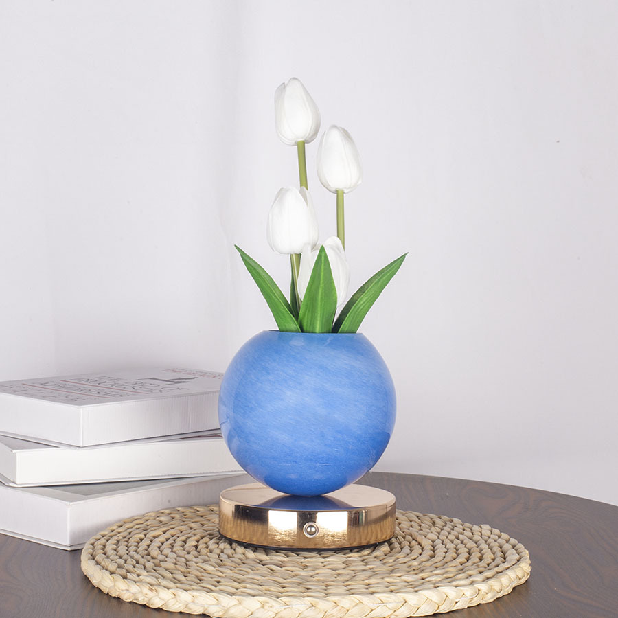 Blue And White Tulip Night Light with Realistic Bouquet - Dreamy Planet LED Mood Lamp for Bedroom Decor with 3-Color Touch Dimming
