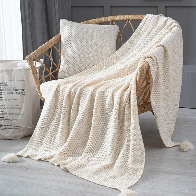 110cm x 150cm Beige Knitted Sofa Blanket for Autumn and Winter Naps