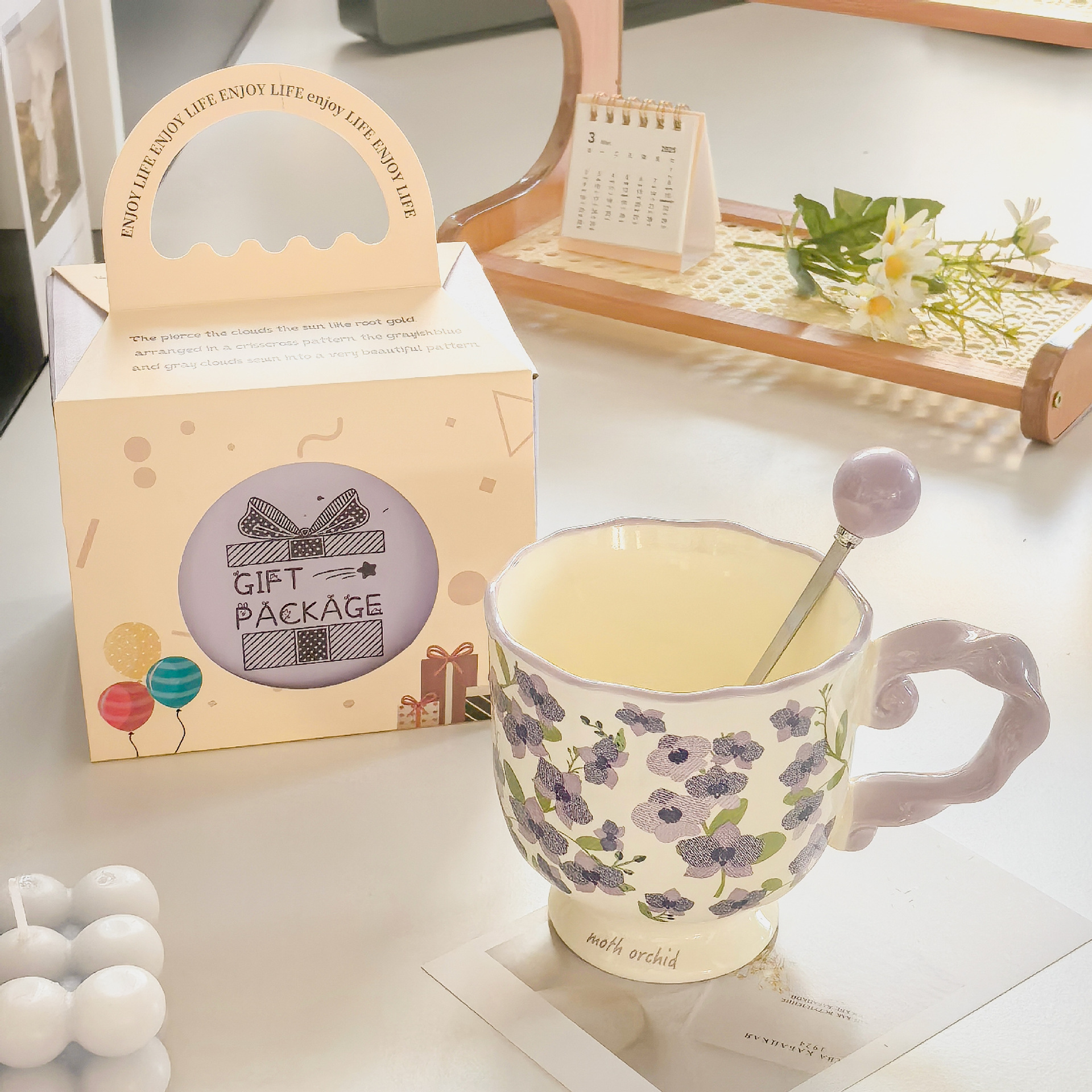 Elegant Ceramic Mug with Sculpted Handle,400ml Vintage Inspired Pedestal Design(Roland purple)