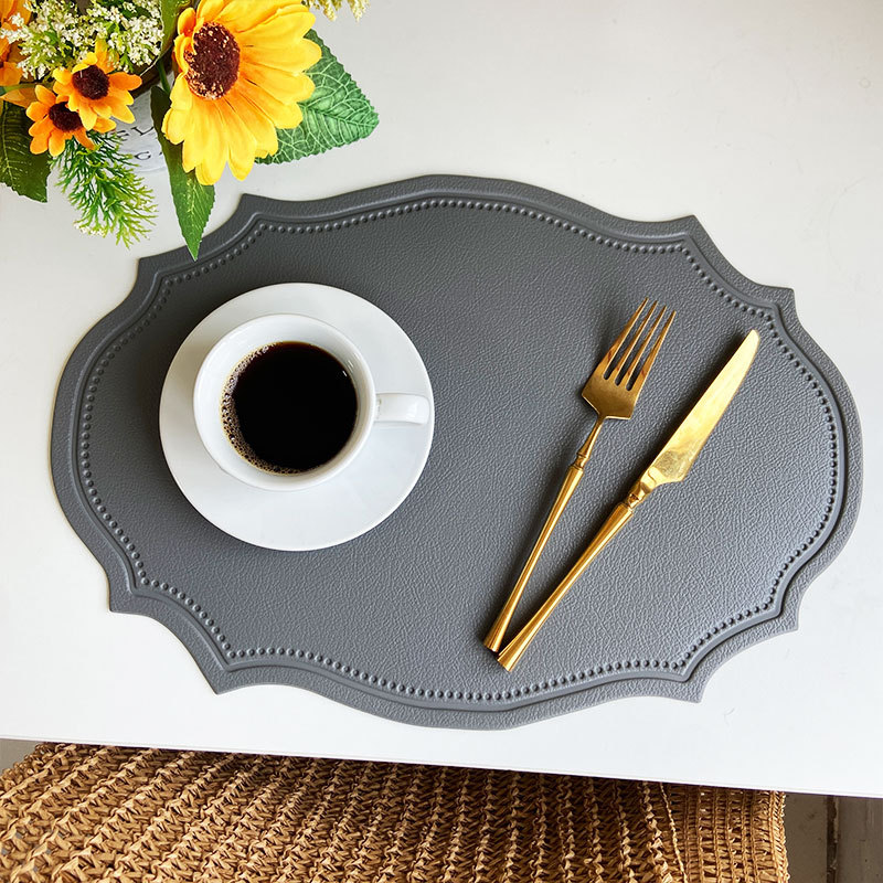 4 pcs Retro Faux Leather Placemat - Waterproof & Oil-Proof Dining Table Mat (Dark gray)