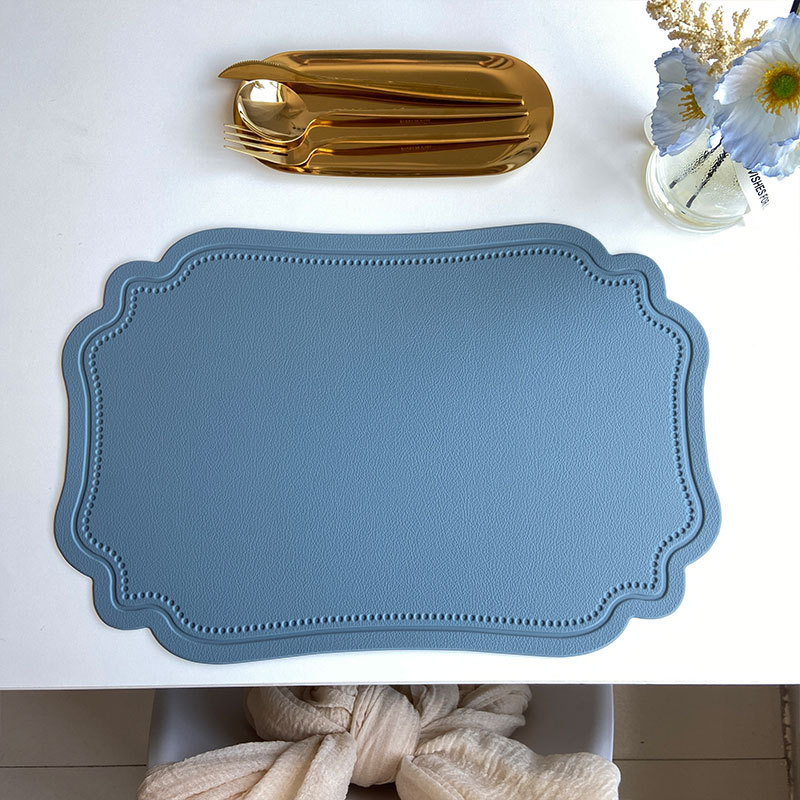 4 pcs Retro Faux Leather Placemat - Waterproof & Oil-Proof Dining Table Mat (Light blue)
