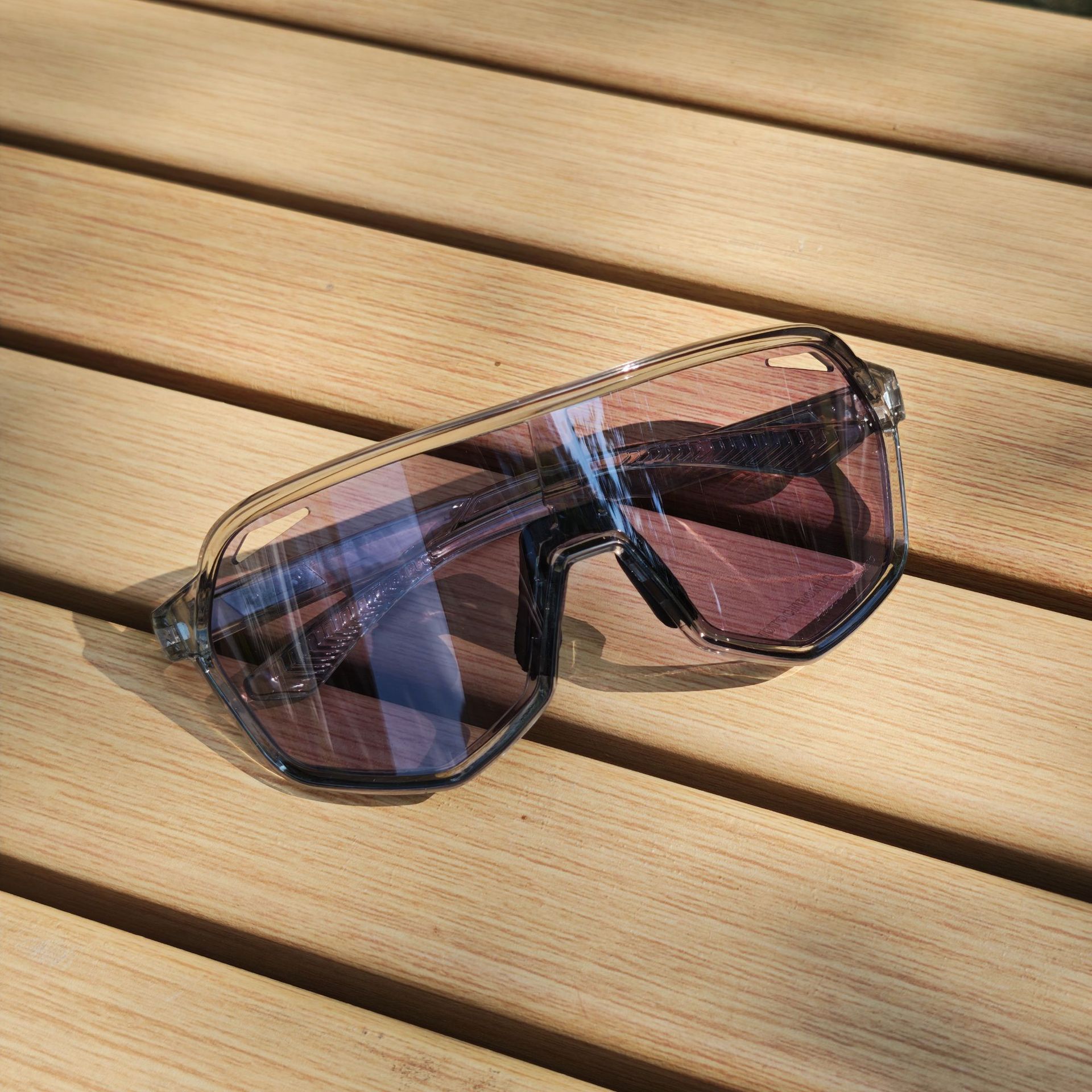 Grey frame and photochromic Grey lenses Photochromic Cycling Sunglasses - Lightweight TR90 Frame, HD Vision for Road Biking & Running