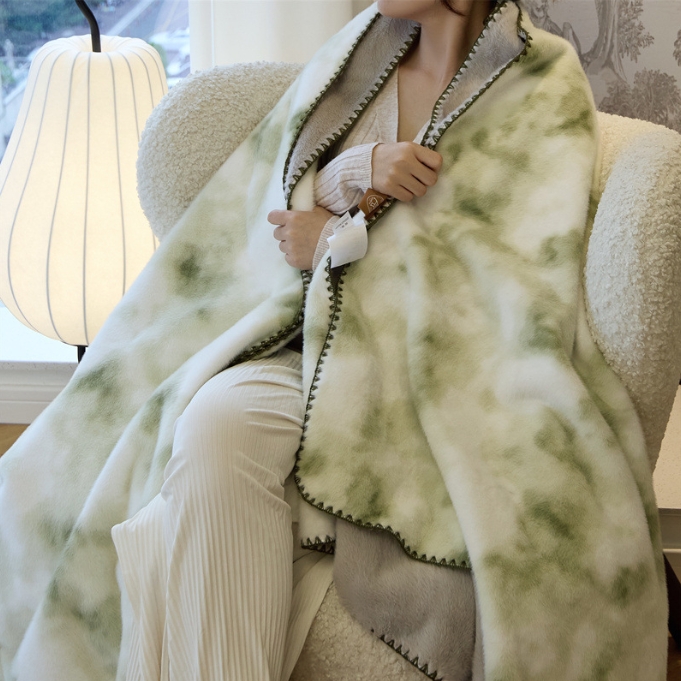 Green Luxury Mink Velvet Ink Print Blanket - High-Quality Warmth for Your Home(150*200cm)