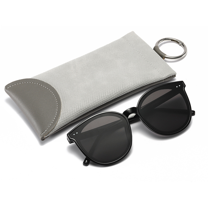 2 Pcs Grey Portable Eyeglasses Pouch with Keychain Snake Skin Pattern Soft Sunglasses Bag Fashion Myopia Glasses Case(Bù hán yǎnjìng) 6 / 5,000 (Eyeglasses not included)