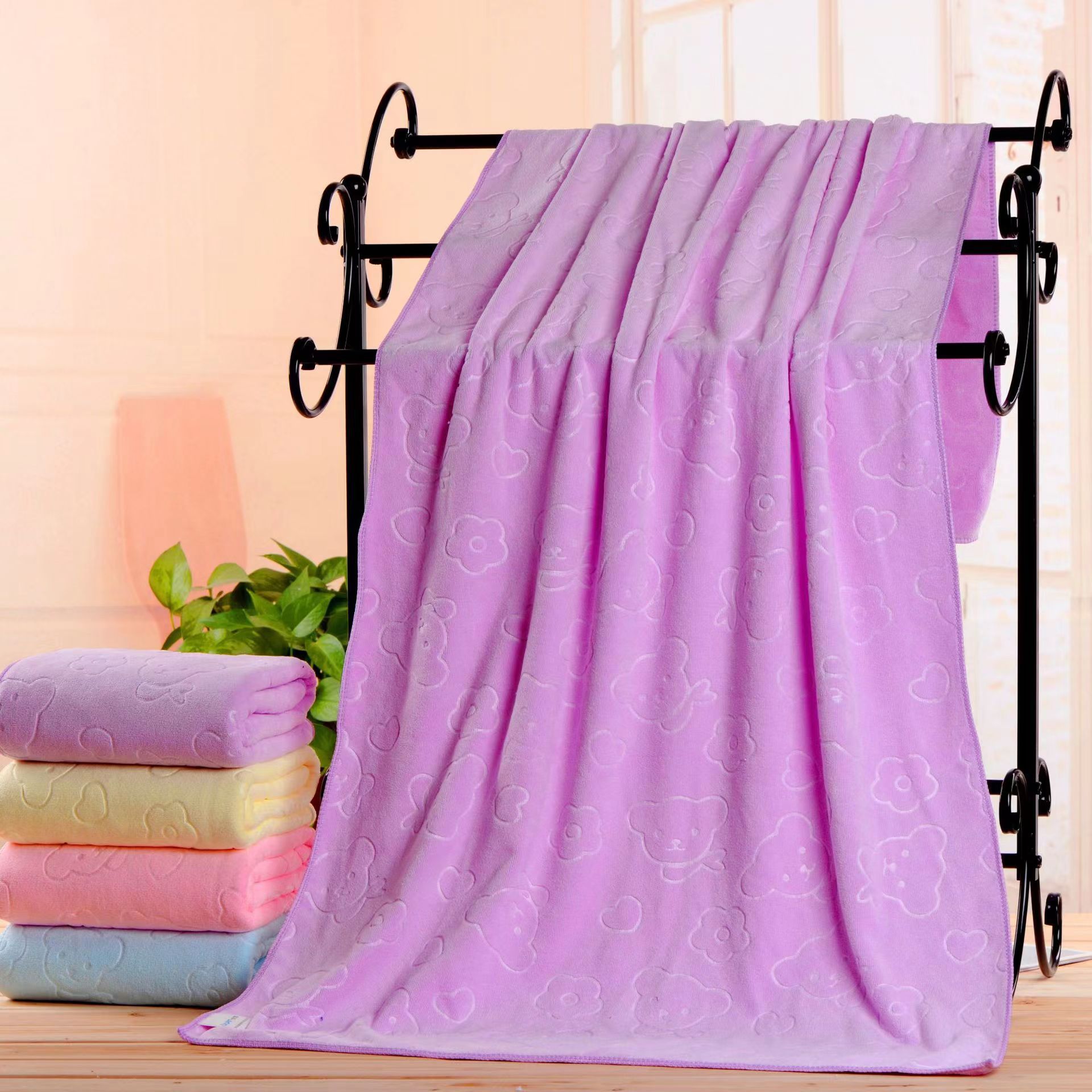 2-Pack Purple Embossed Microfiber Bear Bath Towels – 70 x 140 cm, Ultra-Absorbent and Soft for Bath, Beach & Gym