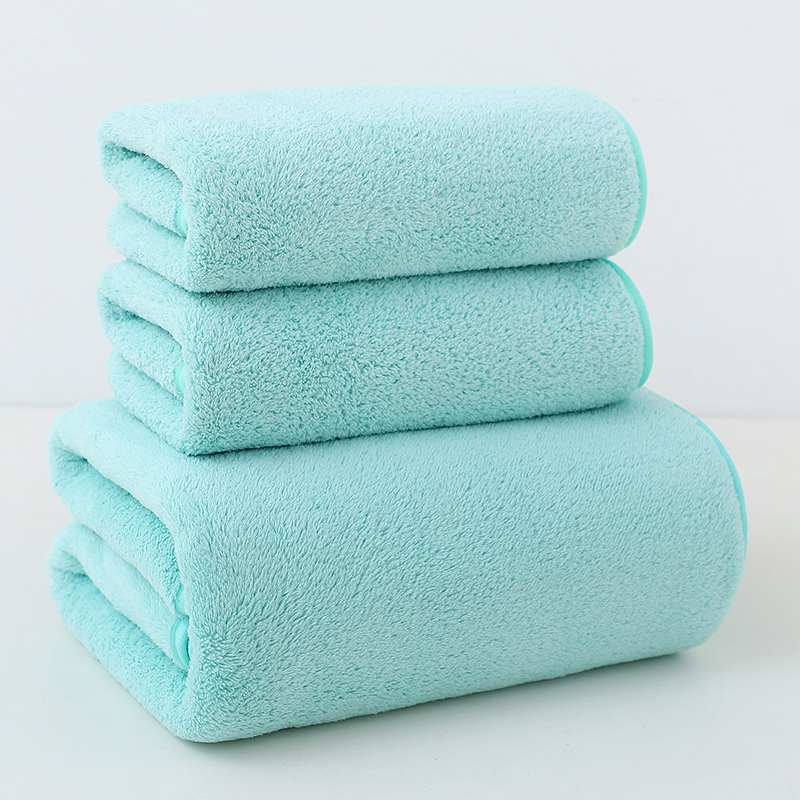 Light green Coral Fleece Thick Towel and Bath Towel Set – 4 Face Towels and 2 Bath Towels in Solid Colors, Highly Absorbent and Ultra-Soft for Home Use