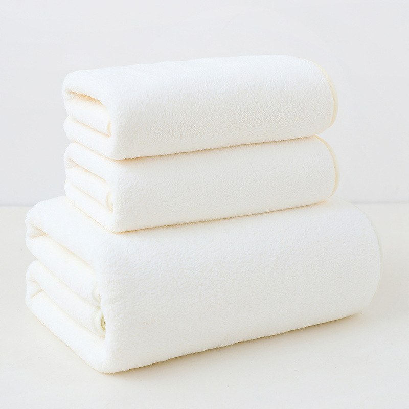 Beige Coral Fleece Thick Towel and Bath Towel Set – 4 Face Towels and 2 Bath Towels in Solid Colors, Highly Absorbent and Ultra-Soft for Home Use