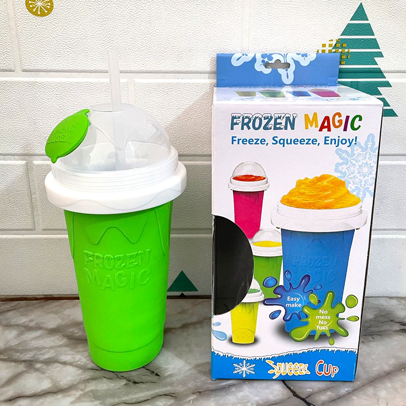 Green Instant DIY Slushie Squeeze Maker Cup - Food-Grade Silicone Double-Layer Cooling Smoothie Cup with 2-in-1 Straw & Spoon