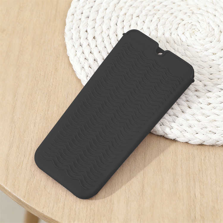 Black 2-in-1 Silicone Wave Anti-Scalding Mat & Pouch for Hair Tools (2-Pack) - Travel-Ready Heat-Resistant Hanging Storage Bag