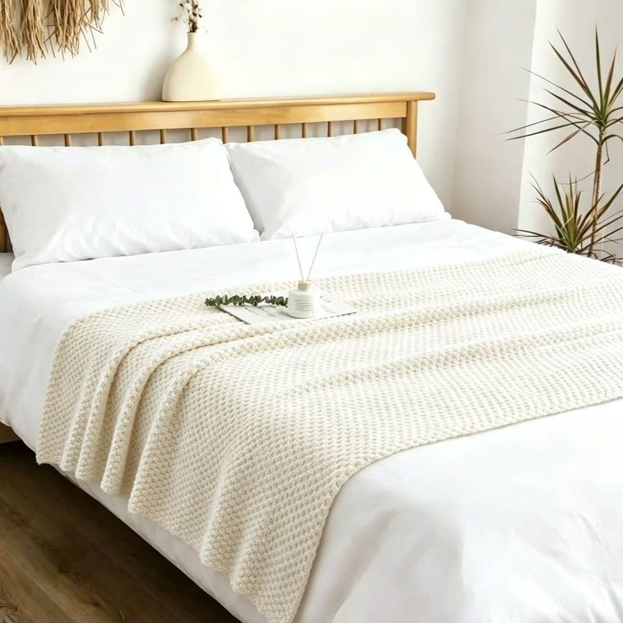Off-white 110*150cm Nordic Style Tassel Knit Throw Blanket - Soft Polyester Sofa Blanket with Pineapple Texture - Breathable & Lightweight for Office, Couch, Travel - Boho Chic Home Decor