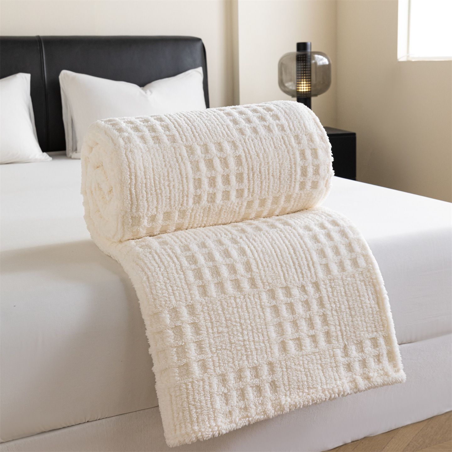 Off-White 180*200cm Thickened Double-Sided Plush Waffle Weave Throw Blanket - Anti-Static Taffeta Velvet & Flannel Fleece - Warm, Soft, Non-Shedding Blanket for Winter, Sofa, Bed & Office